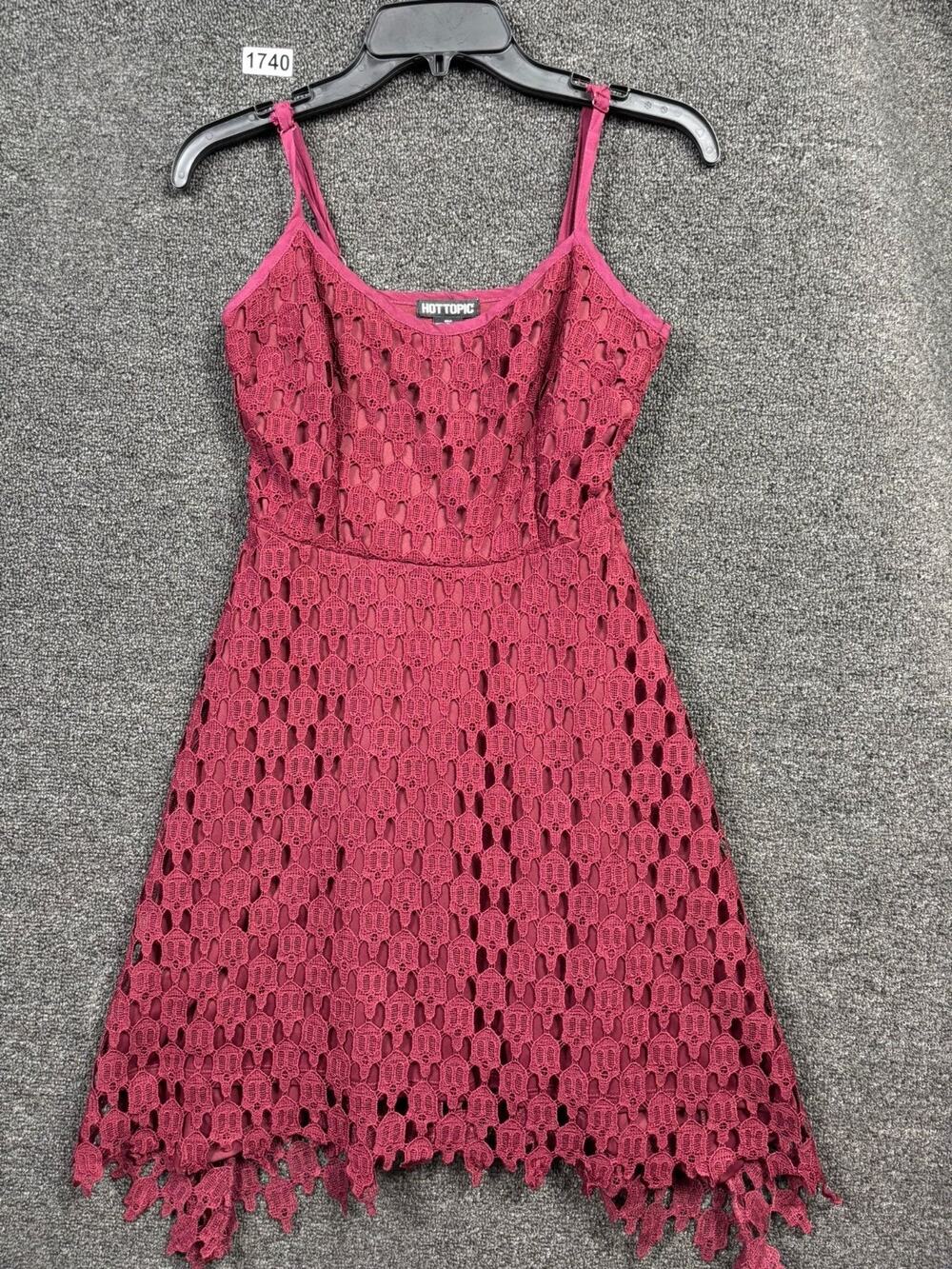 Hot Topic Wine Crochet Mini DressWomens Size S/M Burgundy Sleeveless Side Zip
